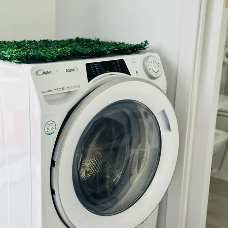 Apartment San Donato - Grazioso Moderno Monolocale - 600 M Metro Principi D'acaja Turin