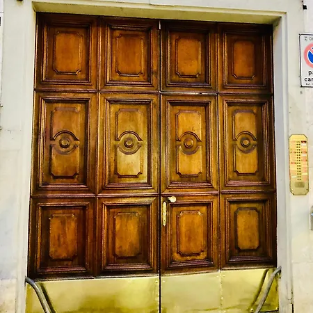 Apartment San Donato - Grazioso Moderno Monolocale - 600 M Metro Principi D'acaja Turin