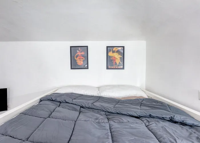 San Donato - Grazioso Moderno Monolocale - 600 M Metro Principi D'acaja Apartamento *