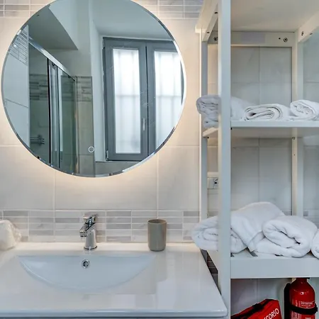 San Donato - Grazioso Moderno Monolocale - 600 M Metro Principi D'acaja * Турин